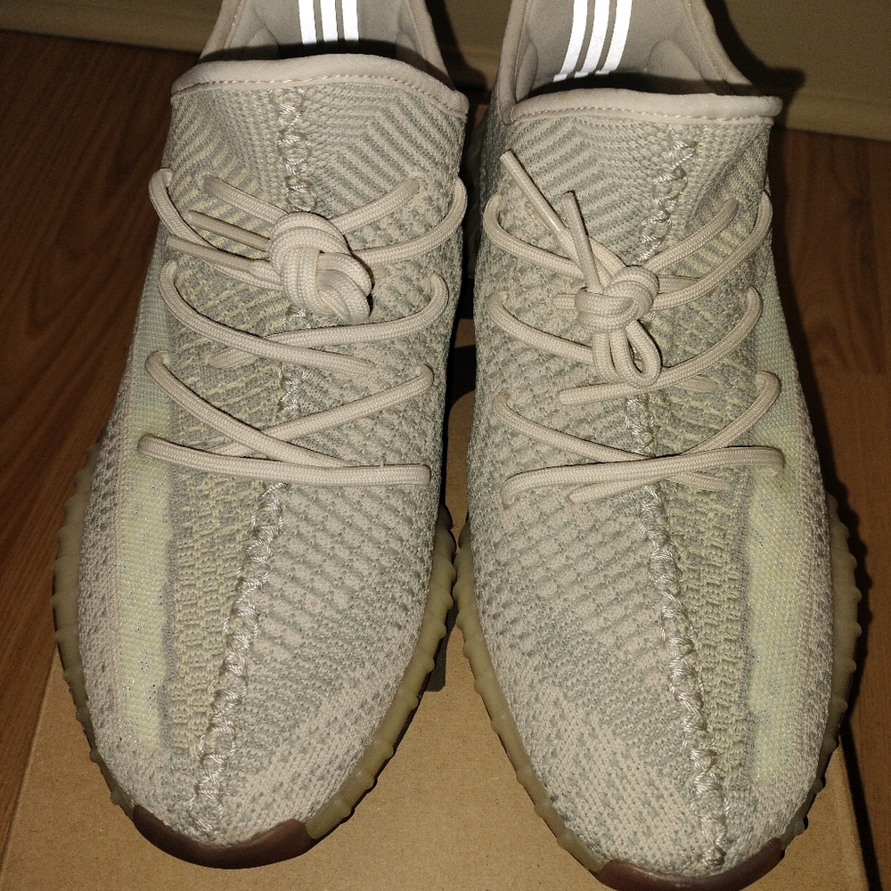 Yeezy Boost 350 V2